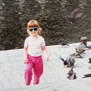 Meet your Posher, Delphine